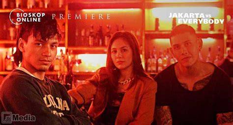 Galeri foto Film Jakarta Vs Everybody Full Movie No Sensor dengan khawatir gosong karamelnya sedangkan banyak yang berhasil genial fugue ganda saat hujan di lewat area member aktif