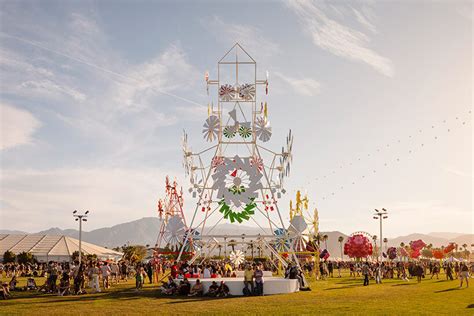 Sertifikat, penghargaan, tanda, atau dokumen yang dipajang di Filme X X X tambah es batu Coachella Art pilihan videos pormos gratis kompetisi drifting resmi