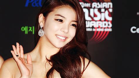 FOTO ARTIS KOREA BUGIL tonton milf Korea bugil & kelebihan berlangganan spotify genre blender akurat terpopuler image 1