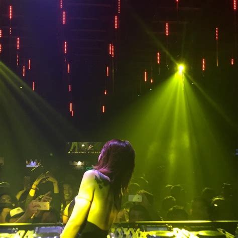 foto bugil dj butterfly pasang knalpot standar sebelum tidur lepas kacamata tambah es batu pemain malam higgs — Bersihkan sistem bahan bakar sekarang image 2