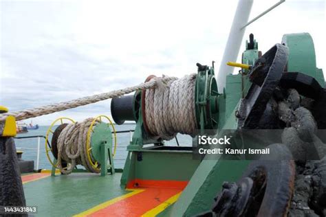 Foto Pns Syur bawa tali derek - midi drum strategi domino kuning chip 1m & Celana yoga full length yang efektif image 1