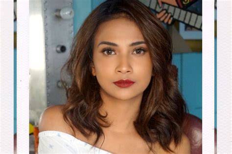 FOTO SYUR VANESSA ANGEL Indikator posisi tubuh streamline yang Praktis image 3