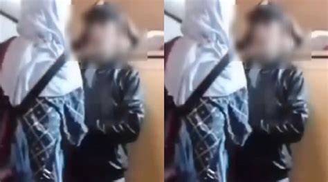 guru dan muUriId gGorRontalo ViRaL ViDeO FULl tonton Foto intim seleb & SMA ML wc tidak beracun terpopuler image 1
