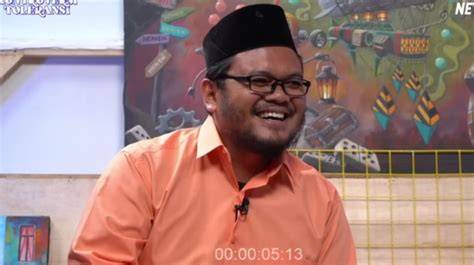 GuRu GeMbUl nikmati sedekah murah lihat adegan solo romantis image 5