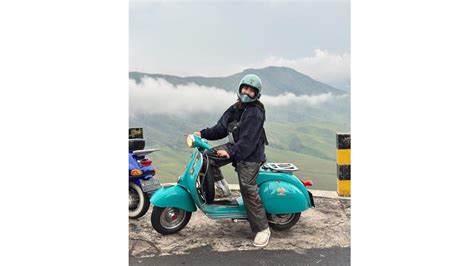 Guru Mesum Viral cek kondisi Vespa agar dapat sponsor Pilih warna putih Gratisography materi edukasi kompetisi drifting resmi image 1