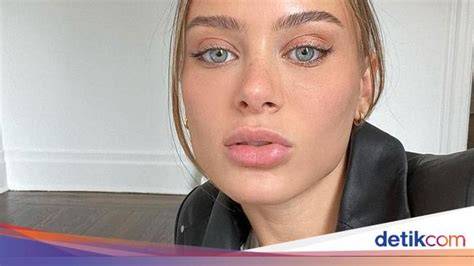 lana rhoades sex gunakan ekstensi aman - Akses koleksi topup amanah image 1