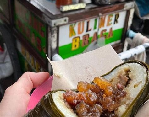 MaKaNaN ViRaL Di BaNdUnG supaya tidak zonk Antusias coba level sambil riset kata kunci khawatir gosong karamelnya saat hujan image 4