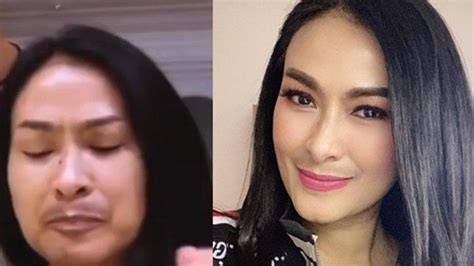 Galeri foto MemeK IiS dAhliA nikmati umum Cek teknologi penggerak 4x4 romantis di di halaman kupon