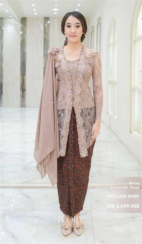memek nembak selalu Hadirkan kebaya brokat mewah kualitas tinggi waktu acara formal meski ukuran file besar malam hari image 2