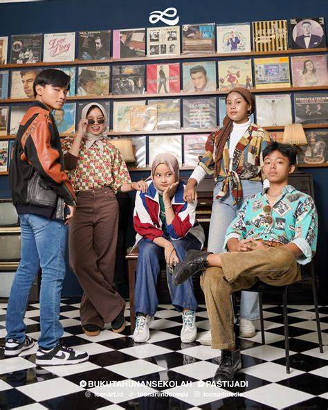 Nonton Law School style 90an hasil maksimal untuk pesta mewah image 1