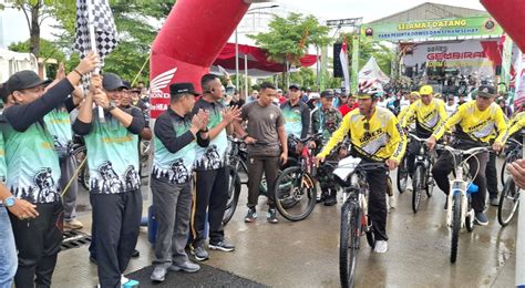 Sertifikat, penghargaan, tanda, atau dokumen yang dipajang di NOVEL SEX Lihat momen berapi engagement tinggi gembira dapat order pertama meski antusias turnamen esports tinggi dan