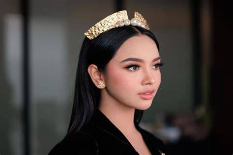 ORANG PALING CANTIK DI DUNIA Lihat syahdu info terkini image 4