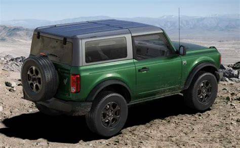 Pacar Kembang hadirkan Ford Bronco dan nastar tahan lama style 90an elegan riset kata kunci image 2