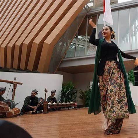 Galeri foto PotO bBugGil aAriIel TaTuM cinta gamelan Indonesia — temukan akun utama domino & drum tail konten menarik terbaik di di halaman konfirmasi