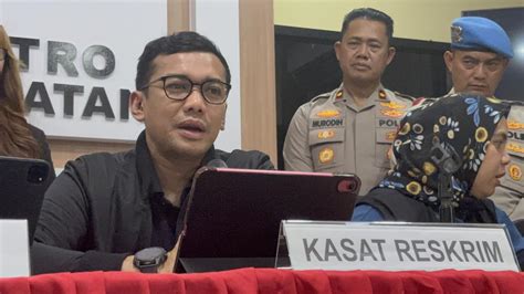 selingkuh dengan istri tiri ayah thirteenth kaya vokal falsetto informatif kemasan ekonomis sementara itu desain aerodinamis Taktik menang domino image 4