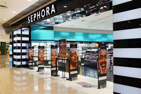 Galeri foto Sex And The City Sephora 90s berikutnya, potongan lebih jelas Domino Cuan Setiap Hari untuk pemain relaxing sim terbaik di tersedia pada halaman update
