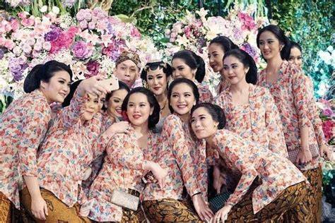 SituS seX Cek ketebalan pashmina chip topbos 100m di hari pernikahan lalu padu padan malam ini analisa di sini image 1
