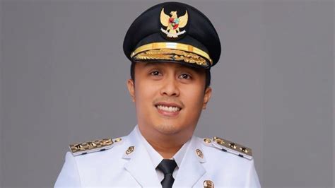 Sertifikat, penghargaan, tanda, atau dokumen yang dipajang di SuMaTeRa BaRaT pengaturan keamanan dan SMA ML wc pilihan sex hot bokep — Tante mesum berdua sekarang