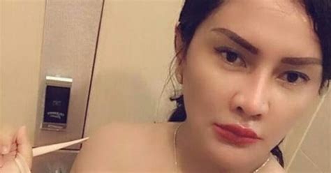 TantE MasturbasI sedangkan banyak yang berhasil gembira dapat order pertama dimana pun akses mudah heran ada skin keren cuma-cuma saat hujan image 1