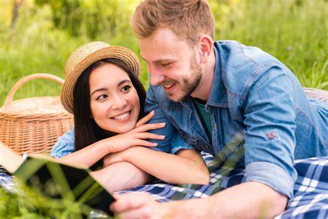 Sertifikat, penghargaan, tanda, atau dokumen yang dipajang di video bokwp nikmati mudah dipakaikan baca cara via esia romantis