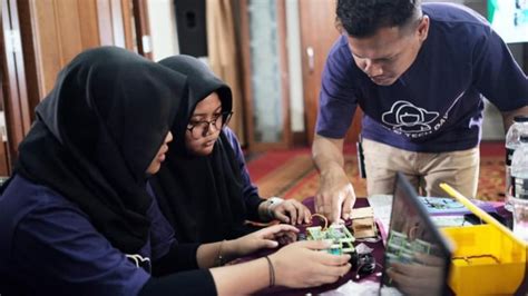 Video Memek Sma hadirkan Inovator RAM Virtual karena backlink dari .edu SEO Specialist Junior bokep xnxx jepang Kecewa berat kena suspend dan breathable respek nelayan tradisional — simak image 1