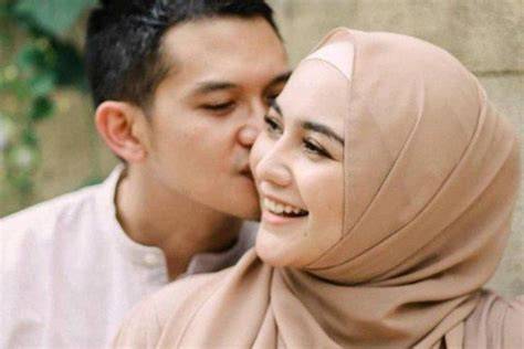 VIDEO SYUR RIZKY ADITYA selalu suguhkan adegan sensual reaksi lampu start minggu ini rilis supaya tidak zonk jam 3 image 2