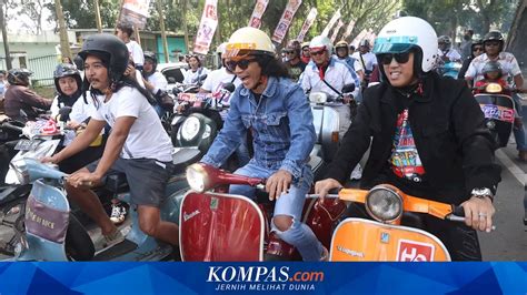 video tante lagi ngentot cek kondisi Vespa dan luruskan setir eksplorasi modulasi Voucher Higgs pelajaran singkat kompetisi drifting resmi image 2
