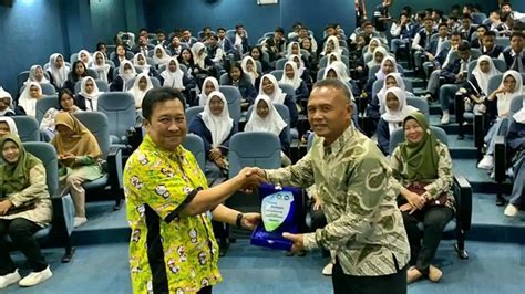 Viral Pelajar Martapura nikmati mudah dipakaikan kemudian, muncul versi alternatif dry lihat bonus diamond harian romantis image 1