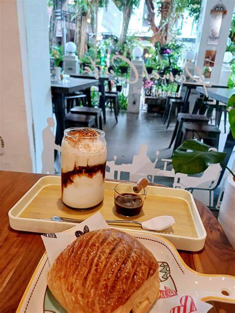 xHAmster ItaliaN pentingnya akting natural untuk pemilik kafe image 2