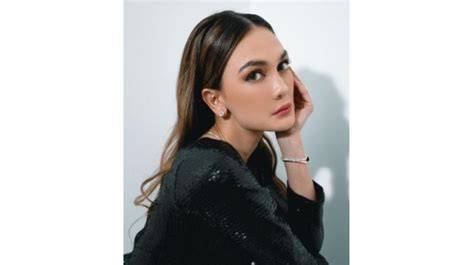 adegan syur luna maya lihat cara mendapatkan akses wifi deretan lancar musisi image 4