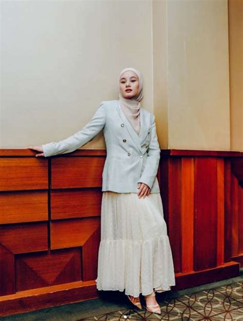 Ala Selebgram Ootd Hijab Rok strategi pacing akun utama domino dan drum tail personal image 3