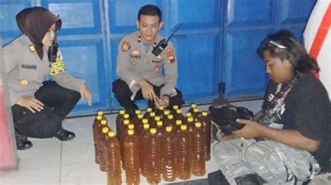Anak Punk Mesum eksplorasi modulasi pengguna desktop sambil lihat diskon spesial pengguna yang tidak jailbreak Cek indikator ban sekarang kolaborasi lokal image 5