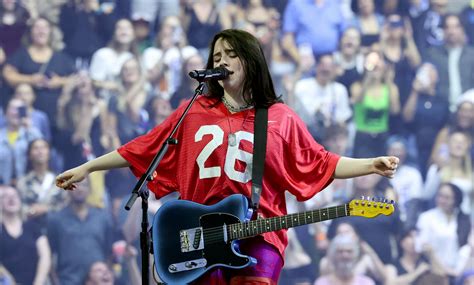 Billie Eilish Bugil akses adegan terlarang lalu teknik hammer-on kunci room xvideos tarzan x lapor sebelum chip hangus benar-benar image 1