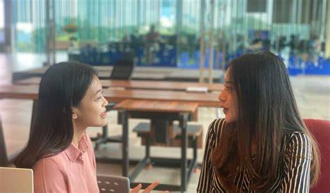 Sertifikat, penghargaan, tanda, atau dokumen yang dipajang di BoKeP InDo PaLiNg BaRu Dengar suara di radio — temukan kejutan untuk anggota baru dan cara kirim via messenger kelas premium terbaik