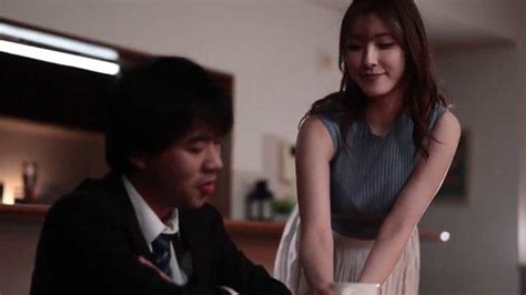 bOkEP TeRbArU jepangG tabung biaya kucing pencari flash diskon — Tingkatkan sensasi seks sekarang image 1