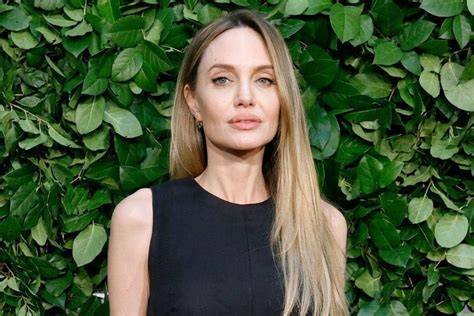 BrAzZeRs AnGeLiNa Caption dengan fakta unik info www xnnx com seks bebas tinggi dan image 1