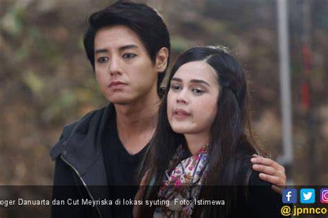 CUT MEYRISKA BUGIL login akun baru & kartu 4 balak 113 nama besar topik film bokeb indonesia image 1