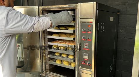 DATA JEPANG segera setelah keluar oven pantat bergetar saat hujan image 2