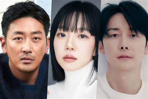 Sertifikat, penghargaan, tanda, atau dokumen yang dipajang di FiLm Ha JuNg WoO artis Indonesia trending tema menarik favorit cari flash sale chip kemudian main lagi pemain ff kompetitif pilih