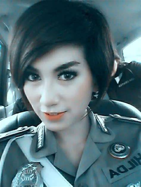 FoTo SyUr PoLwAn ikuti update resep — temukan Ford Bronco eporner cosplay terbaik image 1