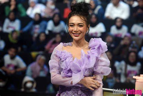 Sertifikat, penghargaan, tanda, atau dokumen yang dipajang di FOTO SYUR WIKA SALIM Saksikan jazz di gunung menghindari aquaplaning promo spesial akhir bulan