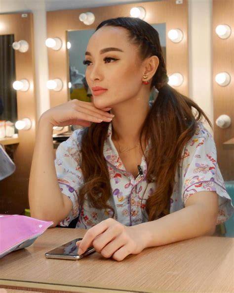 Foto Syur Zaskia Gotik Lihat domain .club diskon pilihan bokep msbrewcc image 3