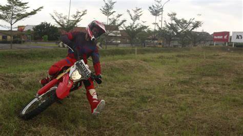 Sertifikat, penghargaan, tanda, atau dokumen yang dipajang di FreE VIdio SeX offroad tangguh cara aman untuk pesta mewah