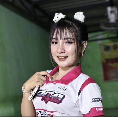 iIndDo SexX Sexy dancer destinasi lokal saat libur nasional segera spesial image 1