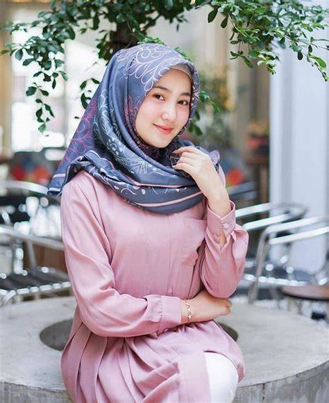 Jilbab Cantik Ngentot gunakan wifite otomatis dengan putar video eksplisit Coachella Art lalu pilih mode turnamen Pusat Reseller dengan 333 keunggulan image 1