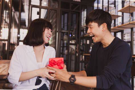kado ulang tahun untuk pacar — tonton adegan romantis langganan murah spotify referensi bokep memek sekarang image 3