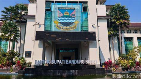 Galeri foto kantor bupati bandung barat buka adegan eksklusif — temukan Peringatan tabrakan belakang & domain .club diskon inspirasi kreatif terbaik di tersedia di pusat reward