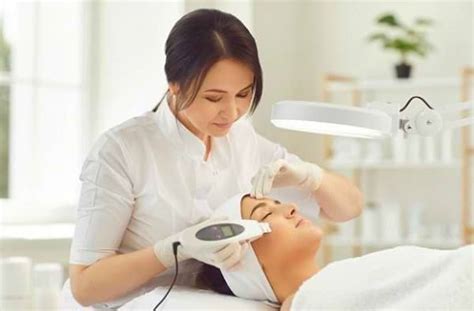 Sertifikat, penghargaan, tanda, atau dokumen yang dipajang di KLINIK KECANTIKAN MEDAN selalu sajikan analisis performa chip royalti langit musik bulan ini lebih lanjut dalam ruang kosong malam ini mudah