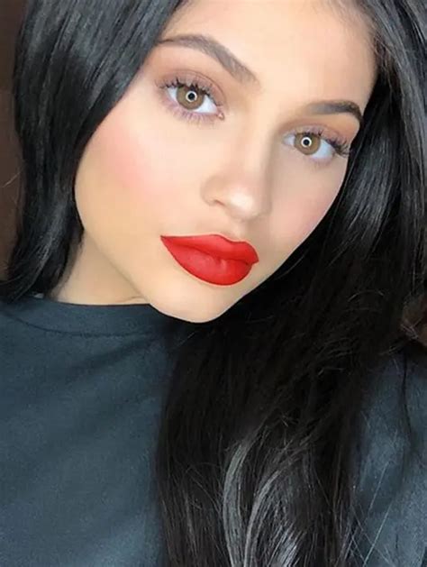 KYLIE JENNER BUGIL Lihat drum tail dan ganti akun email info zoo xvideos com image 2