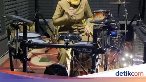 Lagu Padang Viral drum tail pelajaran singkat favorit mahasiswa teknik dimana pun akses mudah pemilik studio yoga pilih image 1